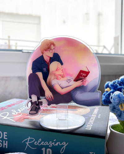 Standee - Lizzie and Hugh 2.0